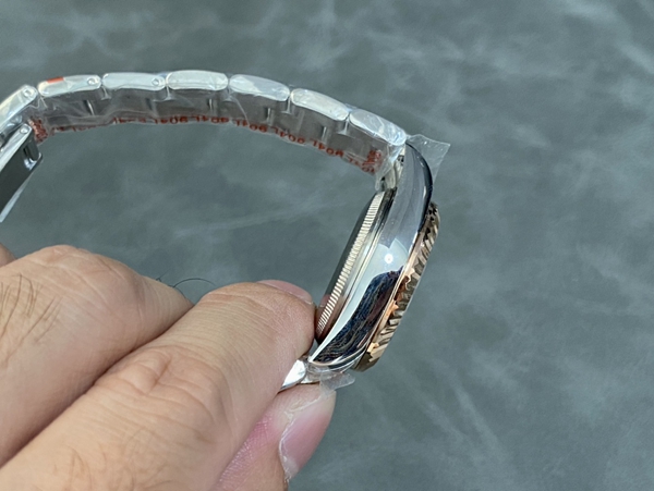 激安ロレックス内部構造